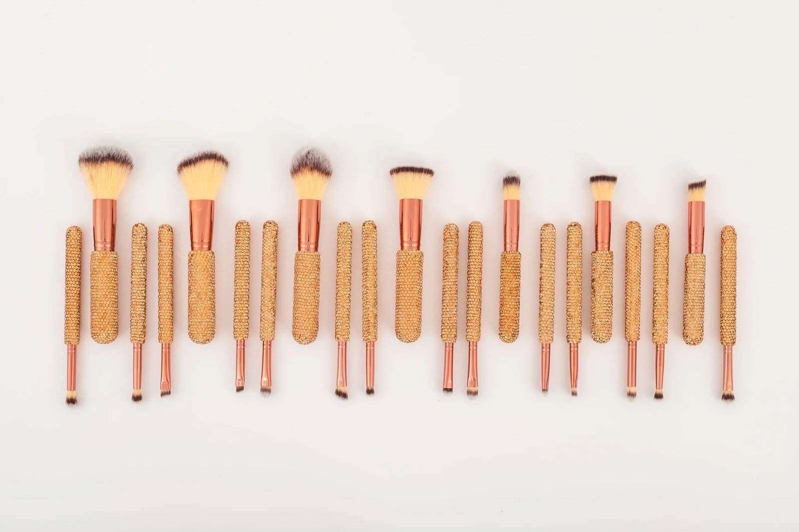 LIMITED EDITION | CHAMPAGNE Glitz & Glam | Set 26 pinceaux essentiels – Image 3